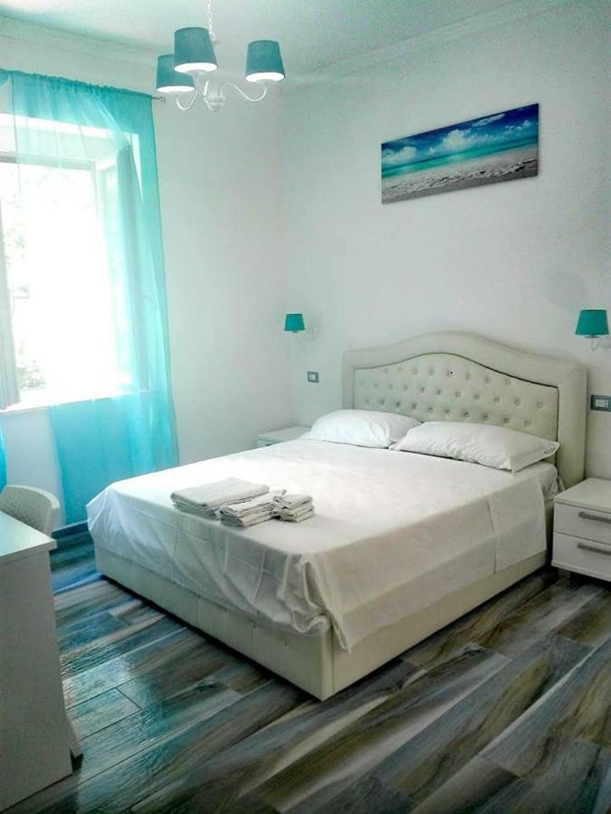 فندق La Terrazza Sul Mare مارينا دي كاميروتا المظهر الخارجي الصورة